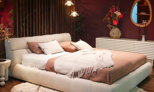 interior-modern-bedroom-apartment-hotel-private-house-with-bed-pillows_263512-7799